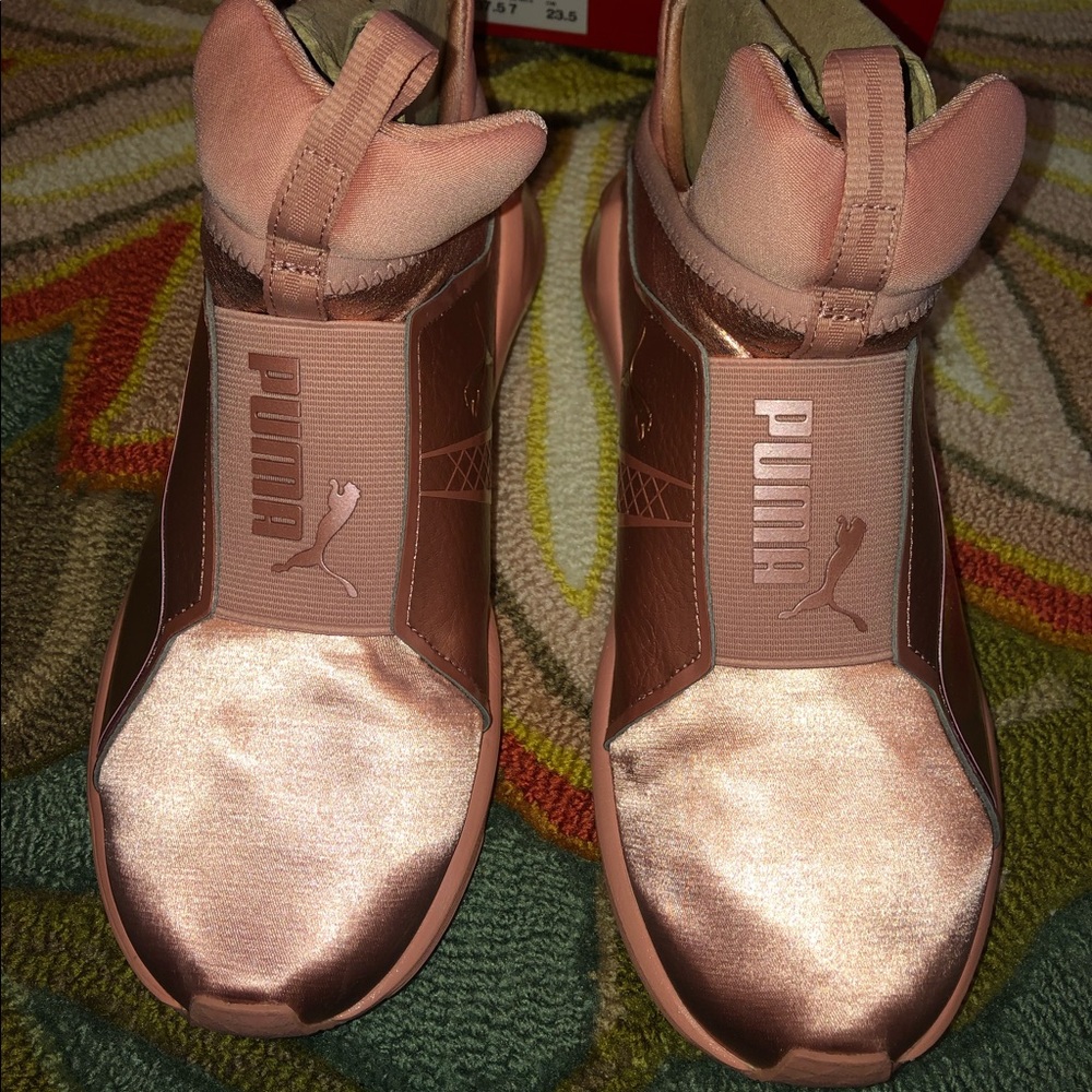 Pink Pumas - Picture 7 of 8